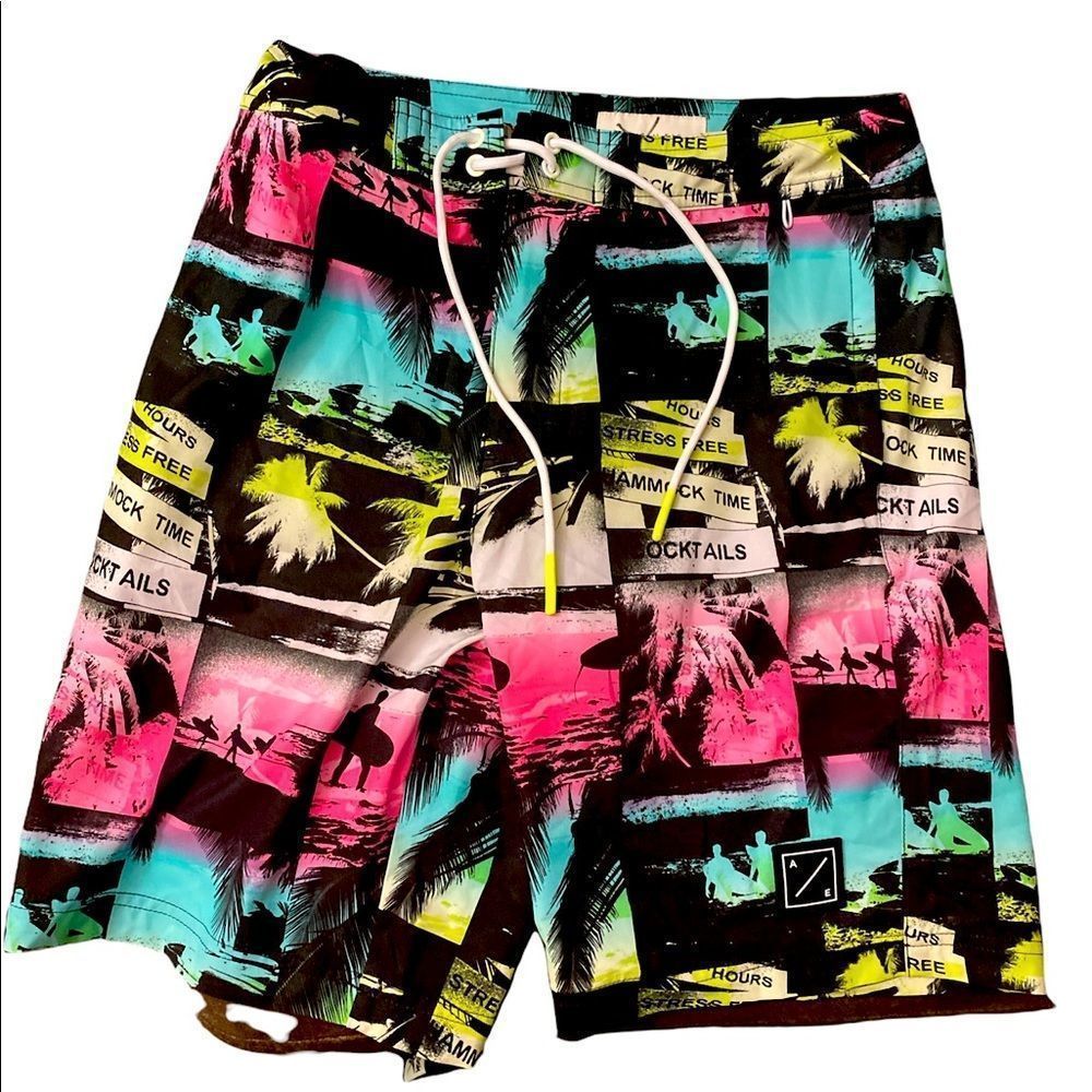 American eagle graphic swim trunks size small